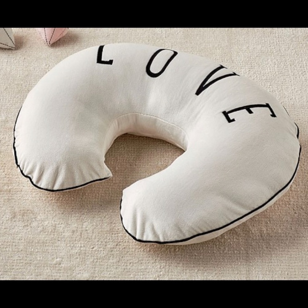 Love boppy and support pillow